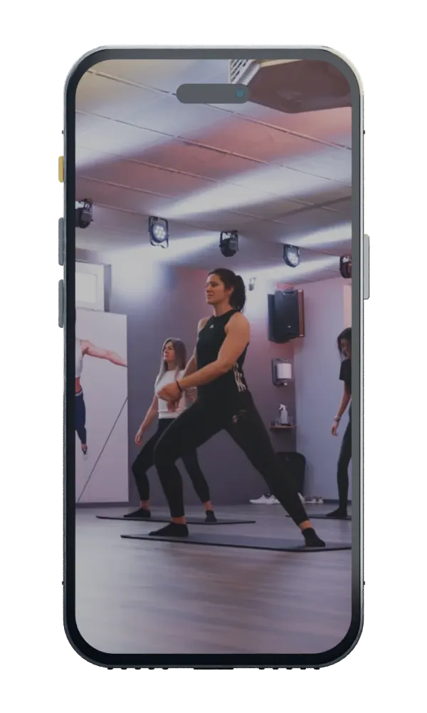 Ein Smartphone dreht sich vollständig und zeigt anschließend neuen Content von 2edits.